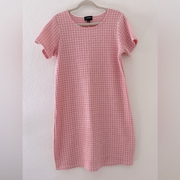 Isaac Mizrahi Pink Sheath Dress Short Sleeve Crew Neck Texture Size  L - Picture 3 of 8